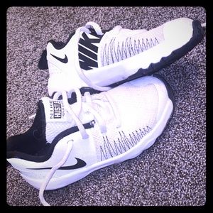 Boys 11.5c Nike shoes